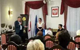 Spotkanie%20autorskie%20z%20M.%20Figurskim%20podzi%C4%99kowanie%201